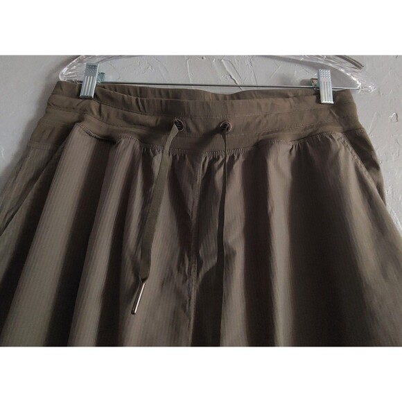 zyia active joggers Pants Women's Size XL, 32 Inch Waist, Green Olive Color. - Picture 7 of 8